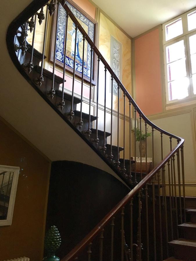 La Cure Du Maine Charles Bed & Breakfast Birac  Exterior photo